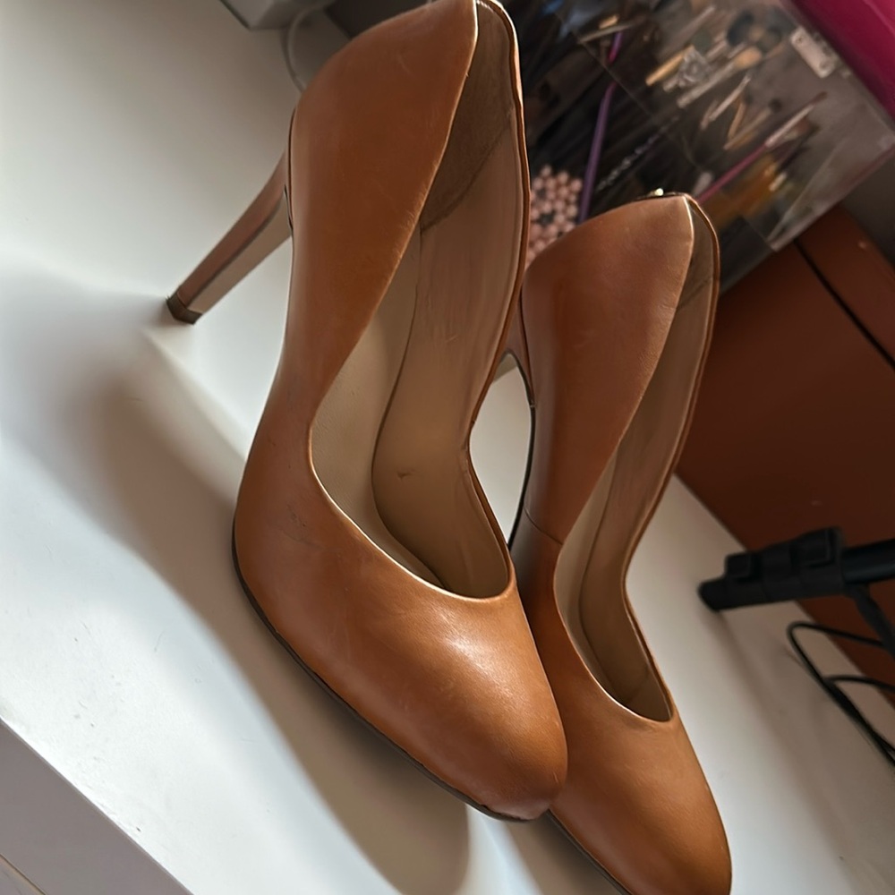 Aldo camel round toe